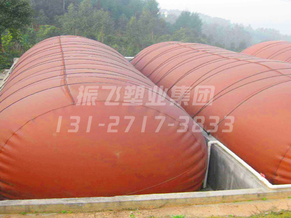 红泥沼气池