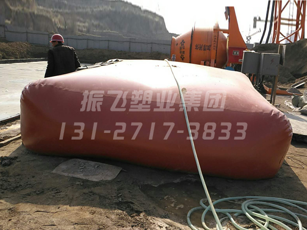桥梁预压水袋